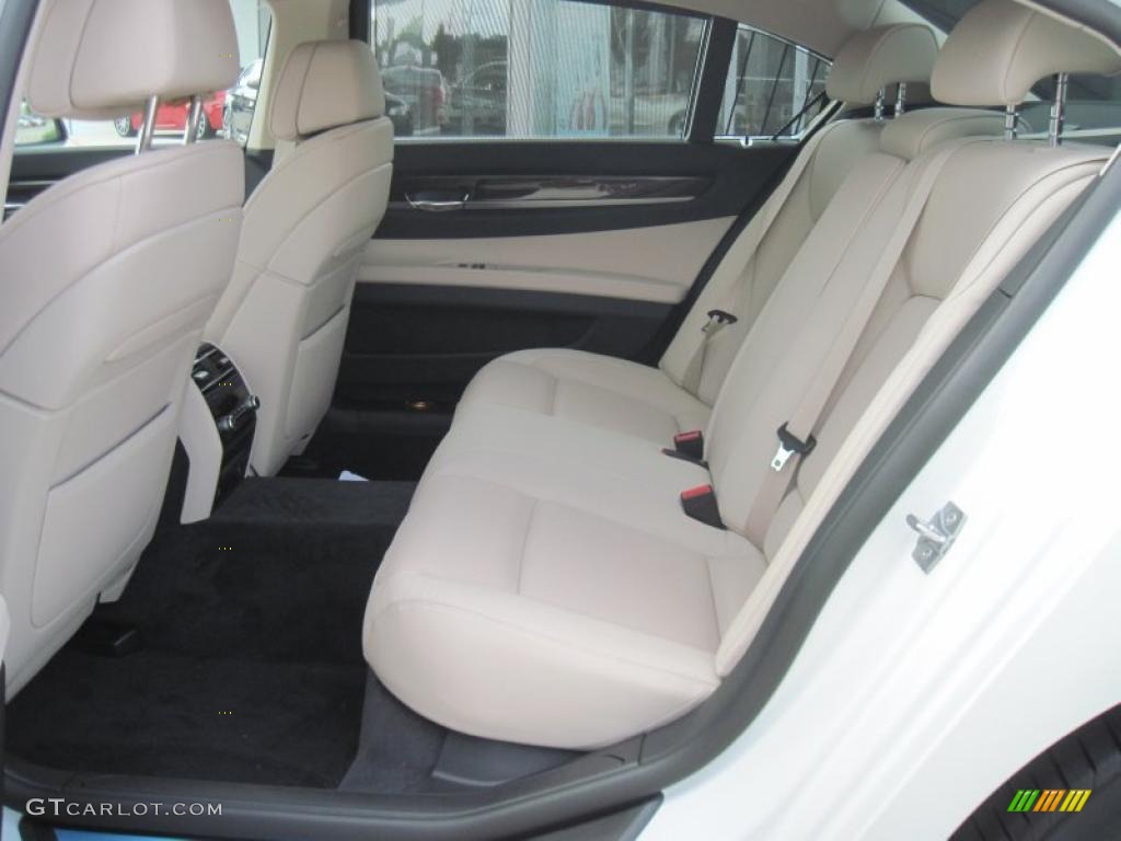 Oyster/Black Interior 2011 BMW 7 Series 740Li Sedan Photo #39186463