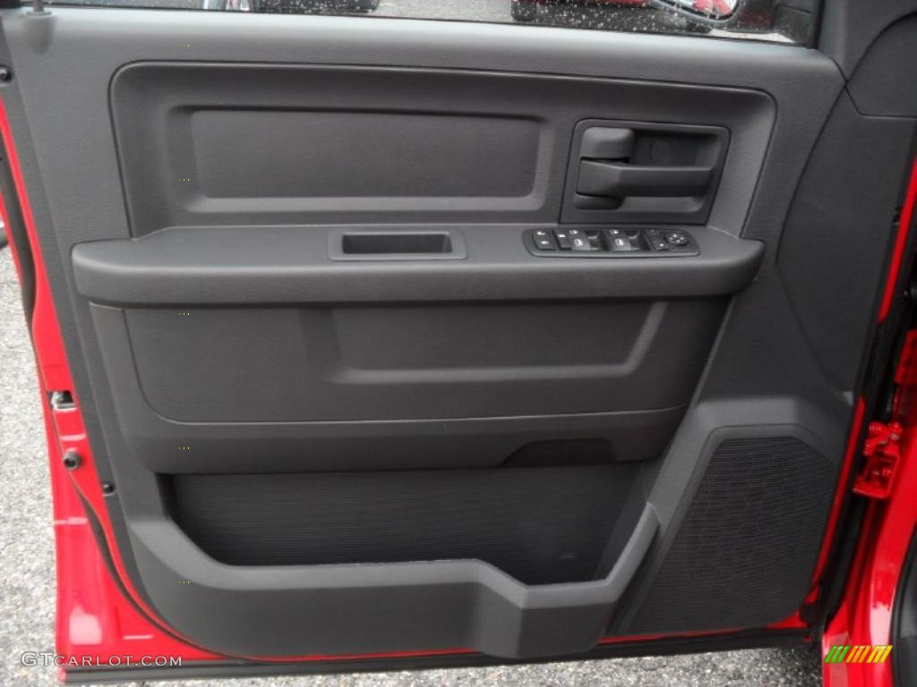 2011 Dodge Ram 1500 ST Quad Cab 4x4 Dark Slate Gray/Medium Graystone Door Panel Photo #39186551