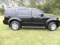 2008 Super Black Nissan Pathfinder SE  photo #13