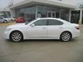 Starfire White Pearl - LS 460 Photo No. 3