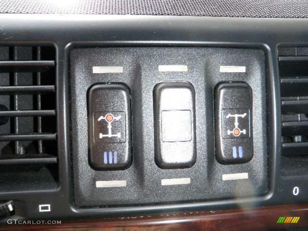 2003 Mercedes-Benz G 55 AMG Controls Photo #39188655