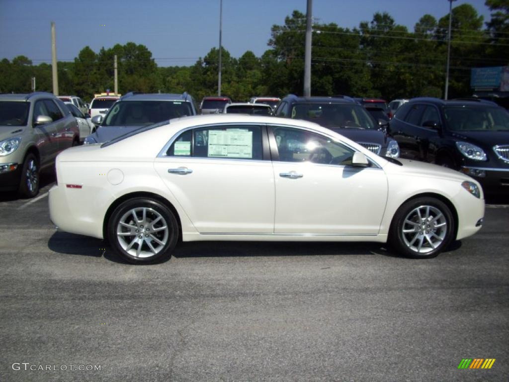 White Diamond Tricoat 2011 Chevrolet Malibu LTZ Exterior Photo #39189431