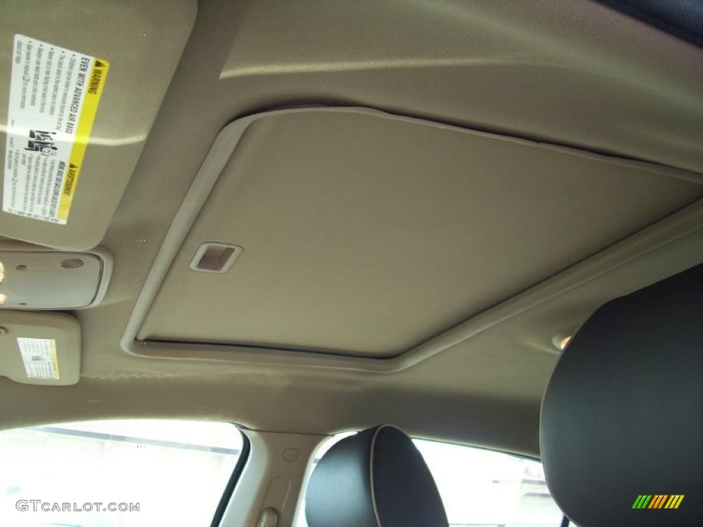 2011 Chevrolet Malibu LTZ Sunroof Photo #39189507