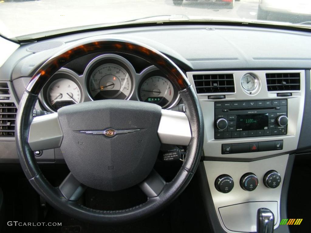 2009 Chrysler Sebring Touring Sedan Controls Photo #39190911