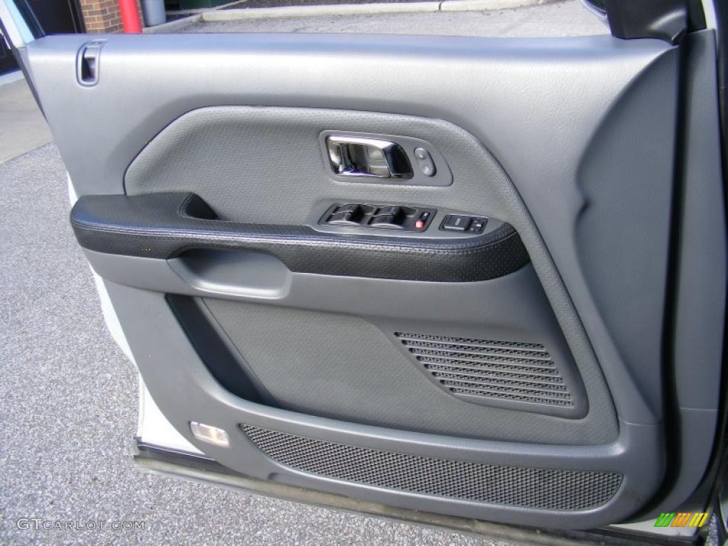 2003 Honda Pilot EX-L 4WD Gray Door Panel Photo #39191745