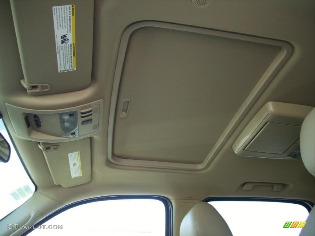 2011 Suburban LTZ 4x4 - Summit White / Light Cashmere/Dark Cashmere photo #6