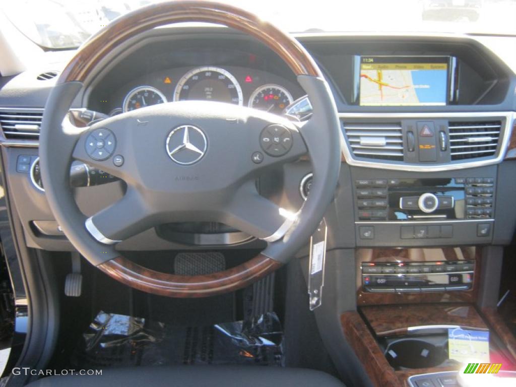 2011 Mercedes-Benz E 350 4Matic Wagon Black Dashboard Photo #39192939