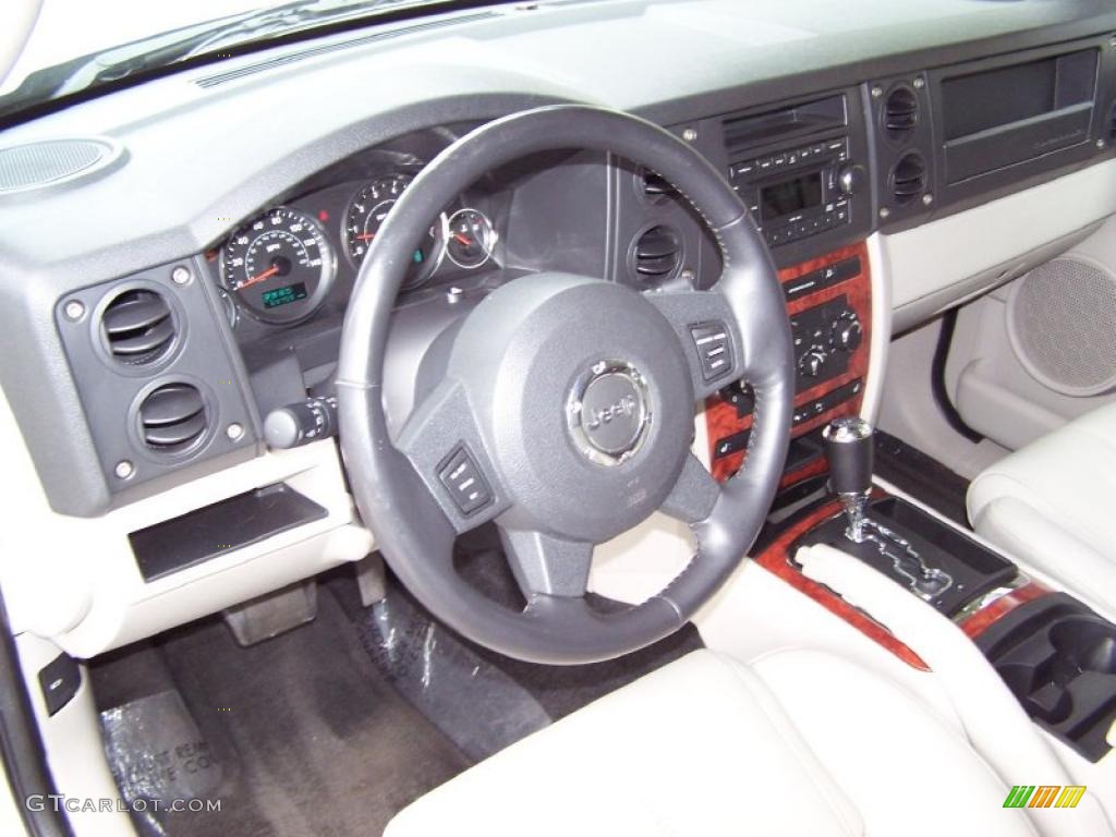 Medium Slate Gray Interior 2006 Jeep Commander Limited Photo #39193291