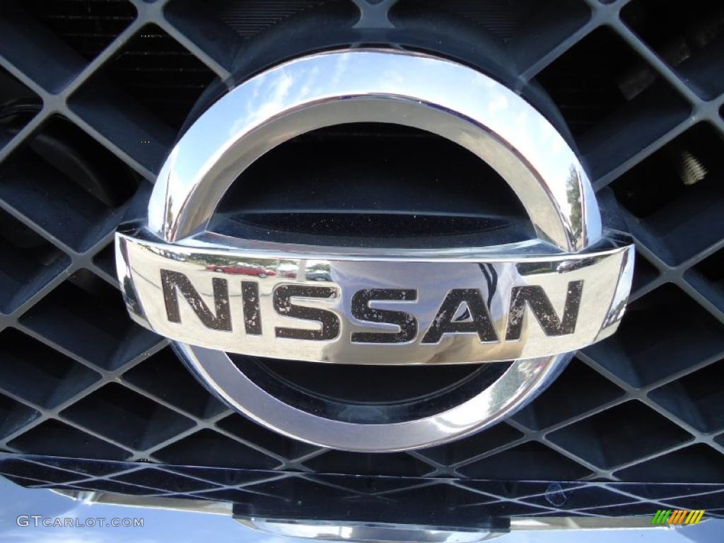 2004 Nissan Titan SE King Cab Marks and Logos Photo #39193335