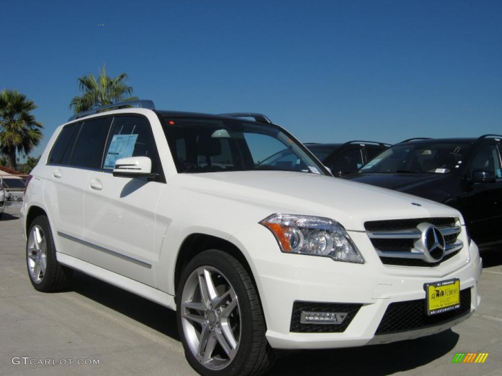 2011 GLK 350 - Arctic White / Black photo #1