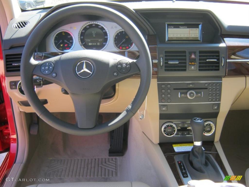 2011 Mercedes-Benz GLK 350 Almond/Black Dashboard Photo #39194131