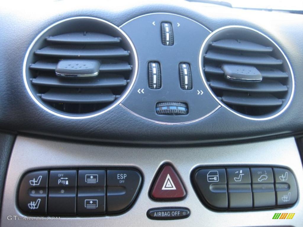 2003 Mercedes-Benz CLK 55 AMG Coupe Controls Photo #39195263