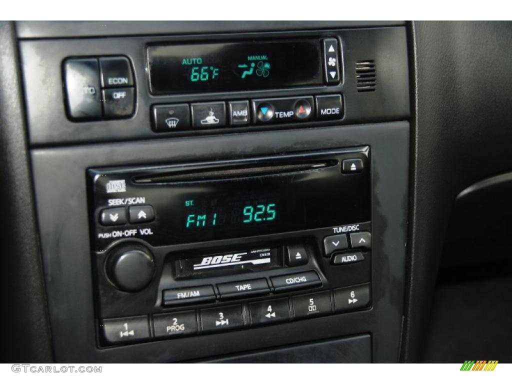 1999 Nissan Maxima SE Controls Photos