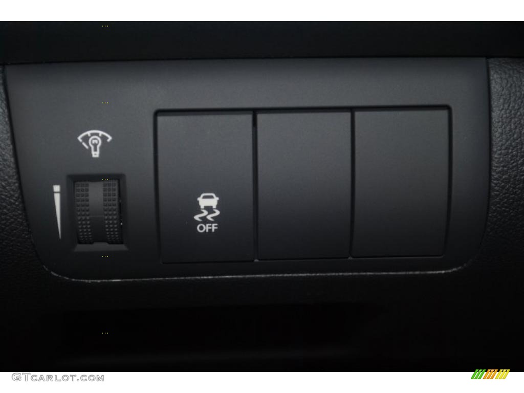 2011 Kia Forte Koup EX Controls Photo #39196535