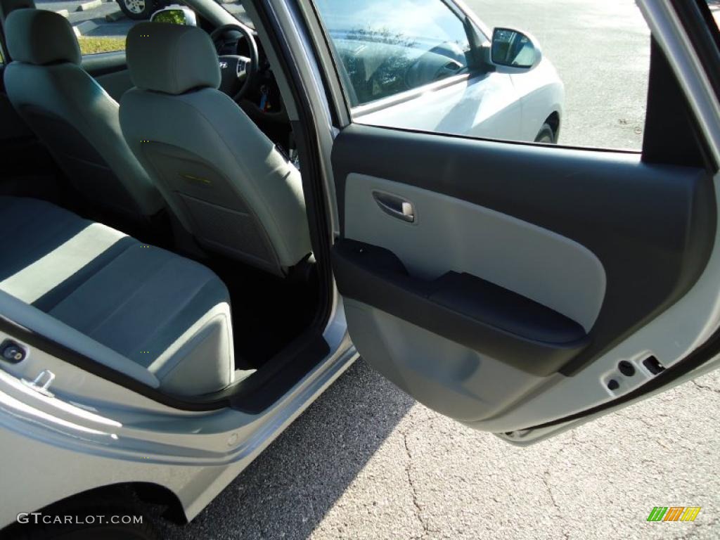 2009 Elantra GLS Sedan - Quicksilver / Gray photo #15