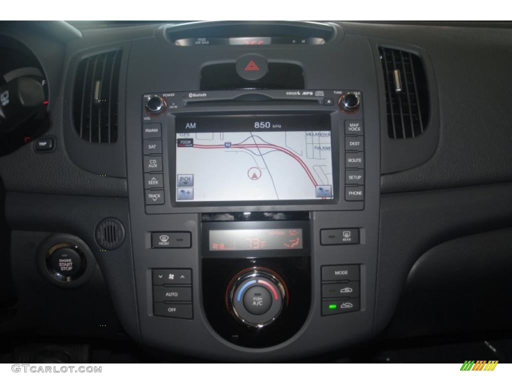 2011 Kia Forte EX 5 Door Controls Photo #39197247