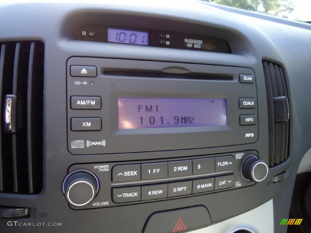 2009 Elantra GLS Sedan - Quicksilver / Gray photo #32