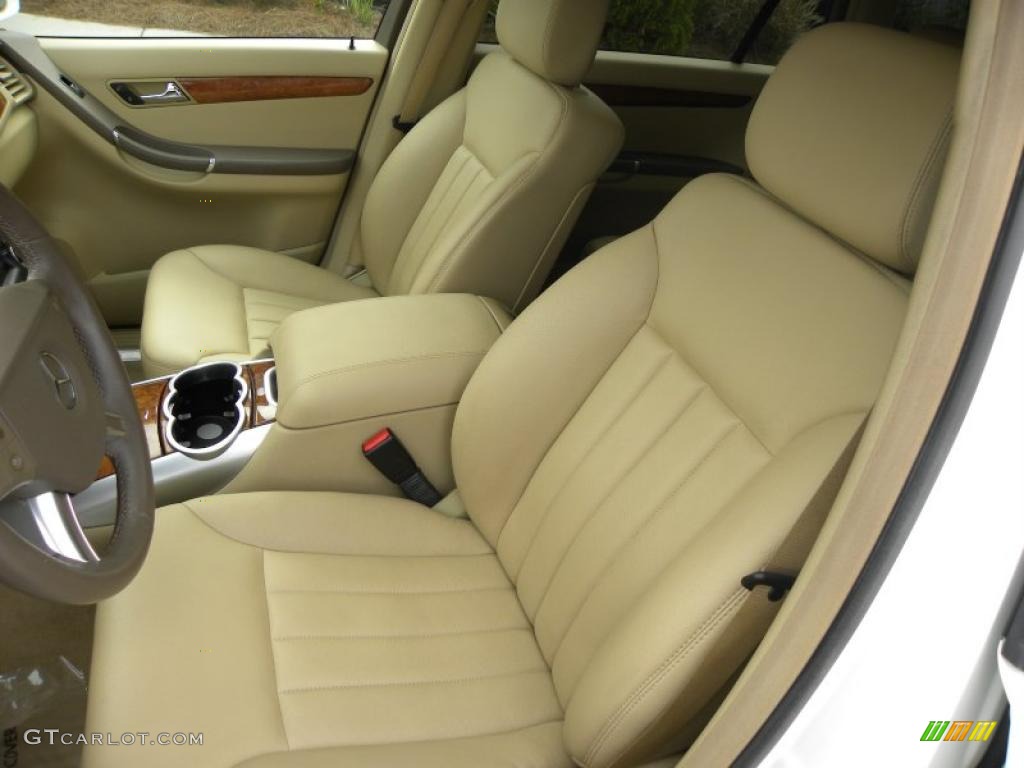 Macadamia Interior 2008 Mercedes-Benz R 350 Photo #39197783