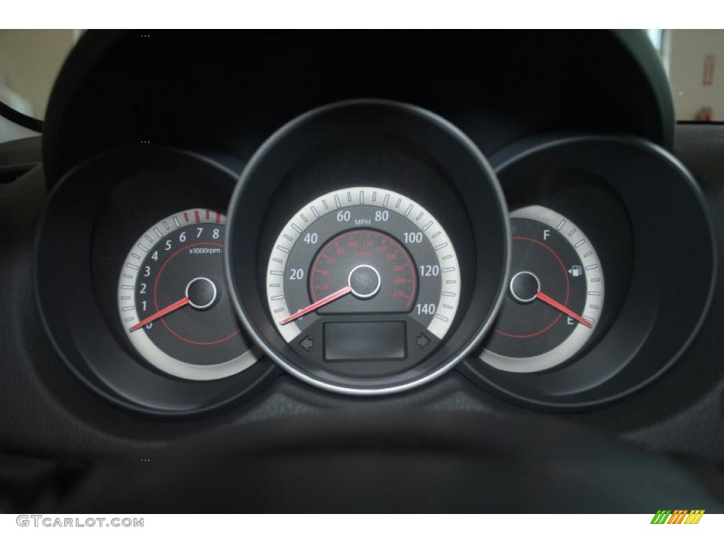 2011 Kia Forte EX 5 Door Gauges Photo #39197807