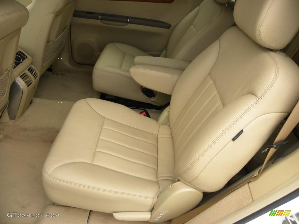 Macadamia Interior 2008 Mercedes-Benz R 350 Photo #39197823