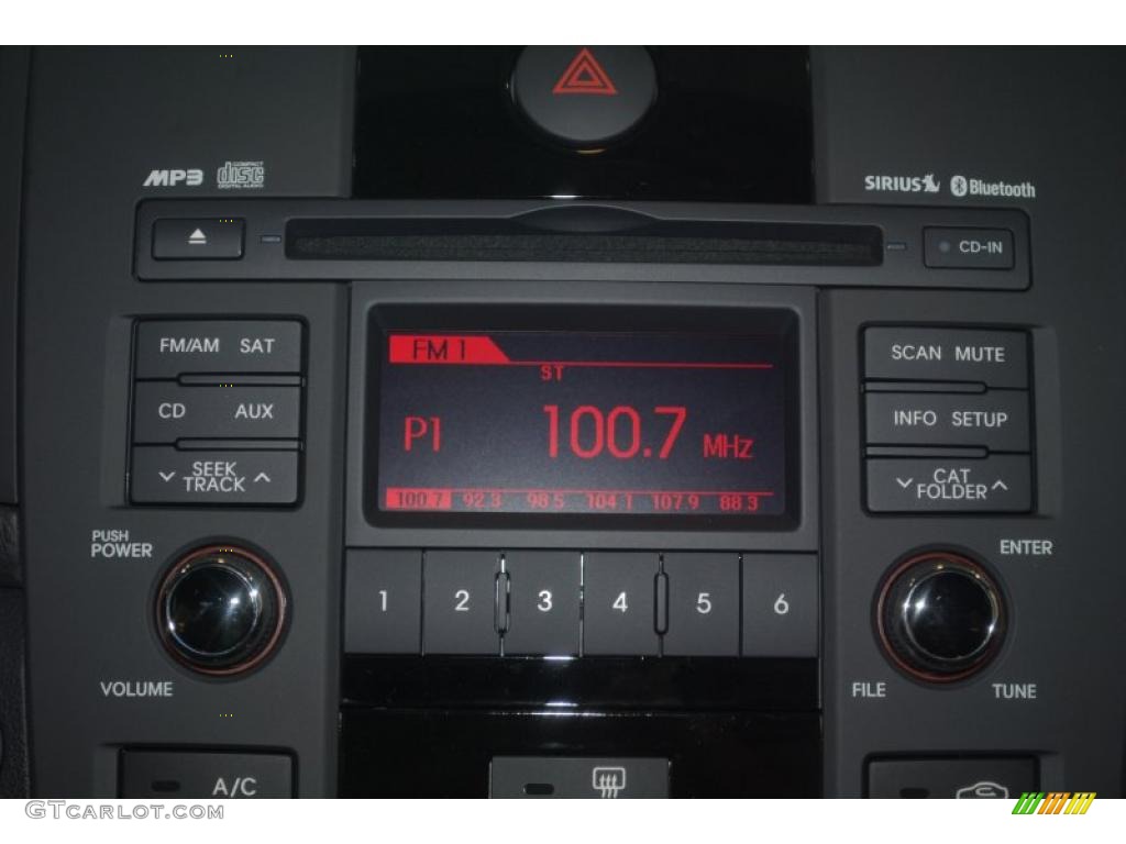 2011 Kia Forte EX 5 Door Controls Photo #39197871