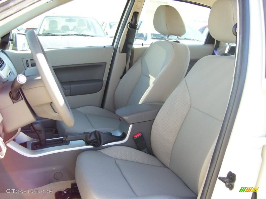 Medium Stone Interior 2011 Ford Focus S Sedan Photo #39197931