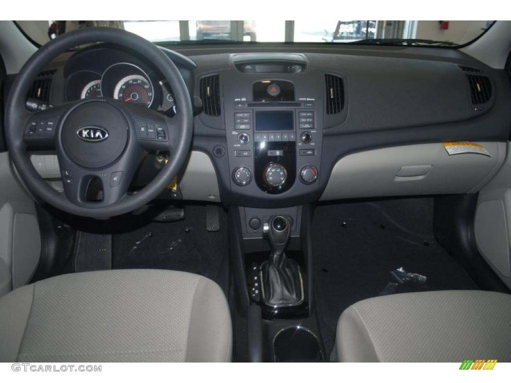 2011 Kia Forte EX Stone Dashboard Photo #39198135