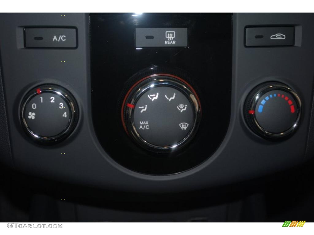 2011 Kia Forte EX Controls Photo #39198459