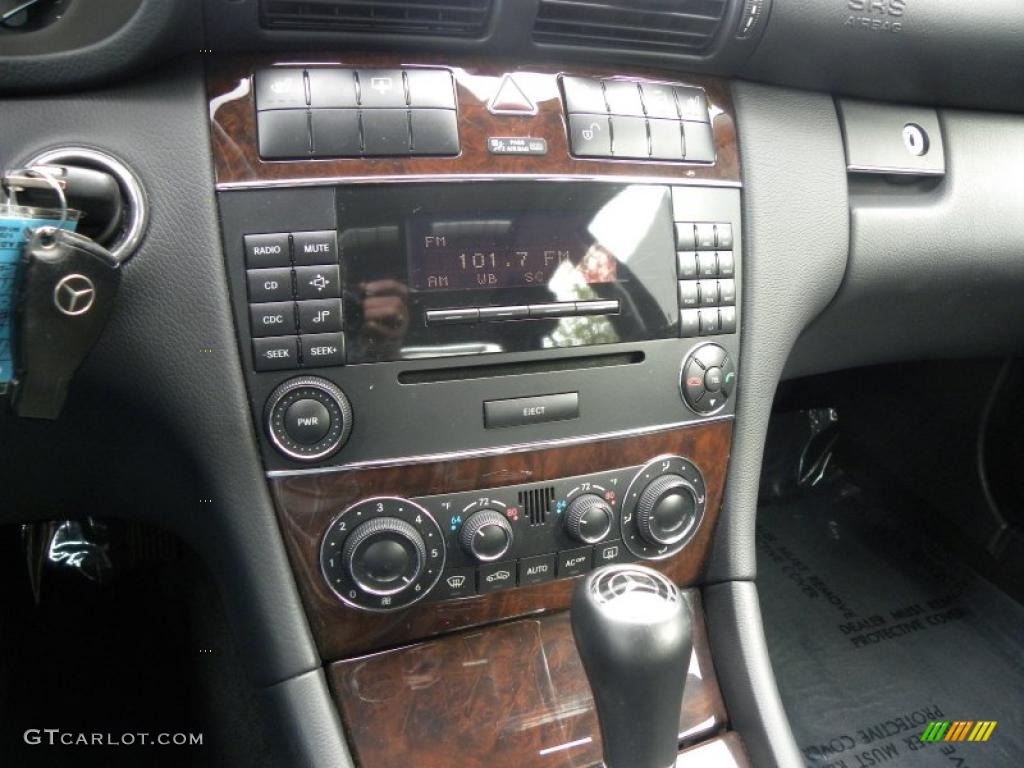 2005 Mercedes-Benz C 320 4Matic Sedan Controls Photo #39199215