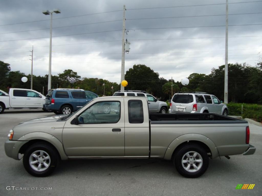 Sand Dune Metallic 2002 Nissan Frontier XE King Cab Exterior Photo #39199235