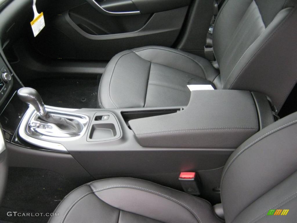 Ebony Interior 2011 Buick Regal CXL Photo #39201015