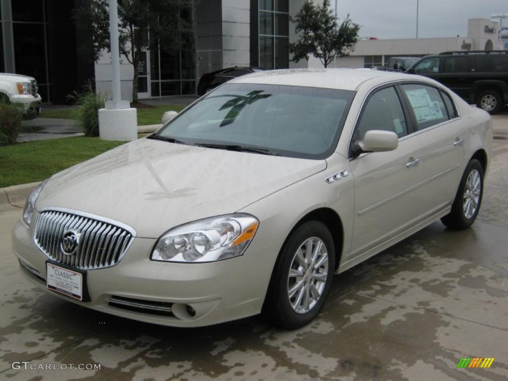 Sand Beige Metallic 2011 Buick Lucerne CXL Exterior Photo #39201267