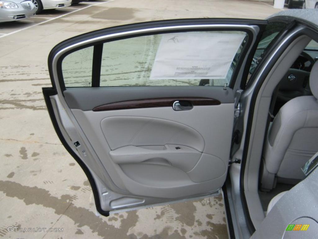 2011 Buick Lucerne CX Titanium Door Panel Photo #39201955