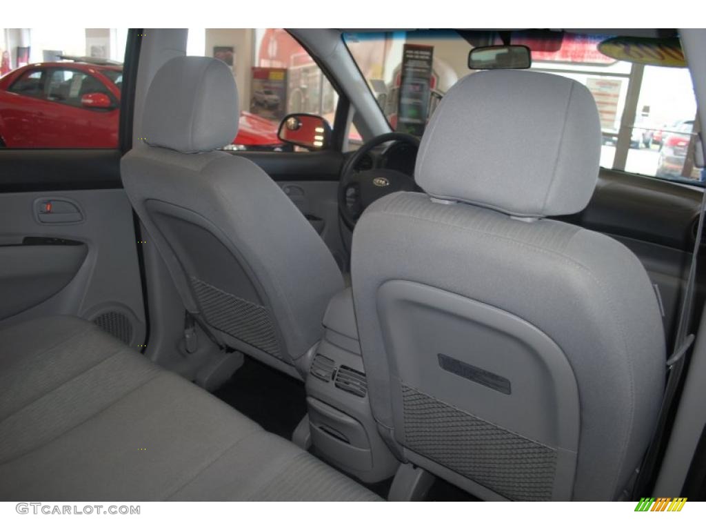 Gray Interior 2008 Kia Rondo LX Photo #39202443