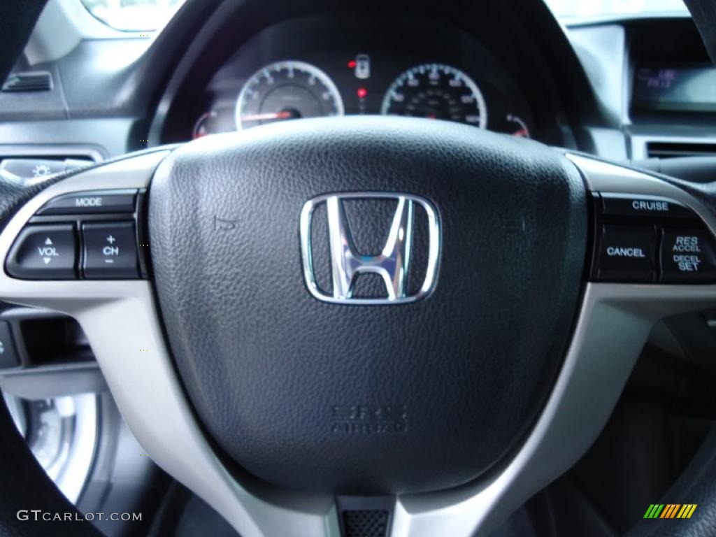 2010 Honda Accord LX-S Coupe Controls Photo #39202899