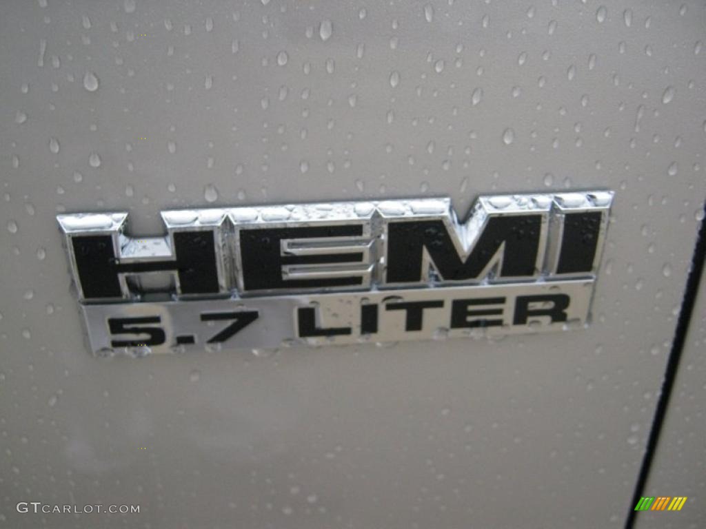 2010 Ram 1500 ST Quad Cab 4x4 - Light Graystone Pearl / Dark Slate/Medium Graystone photo #26
