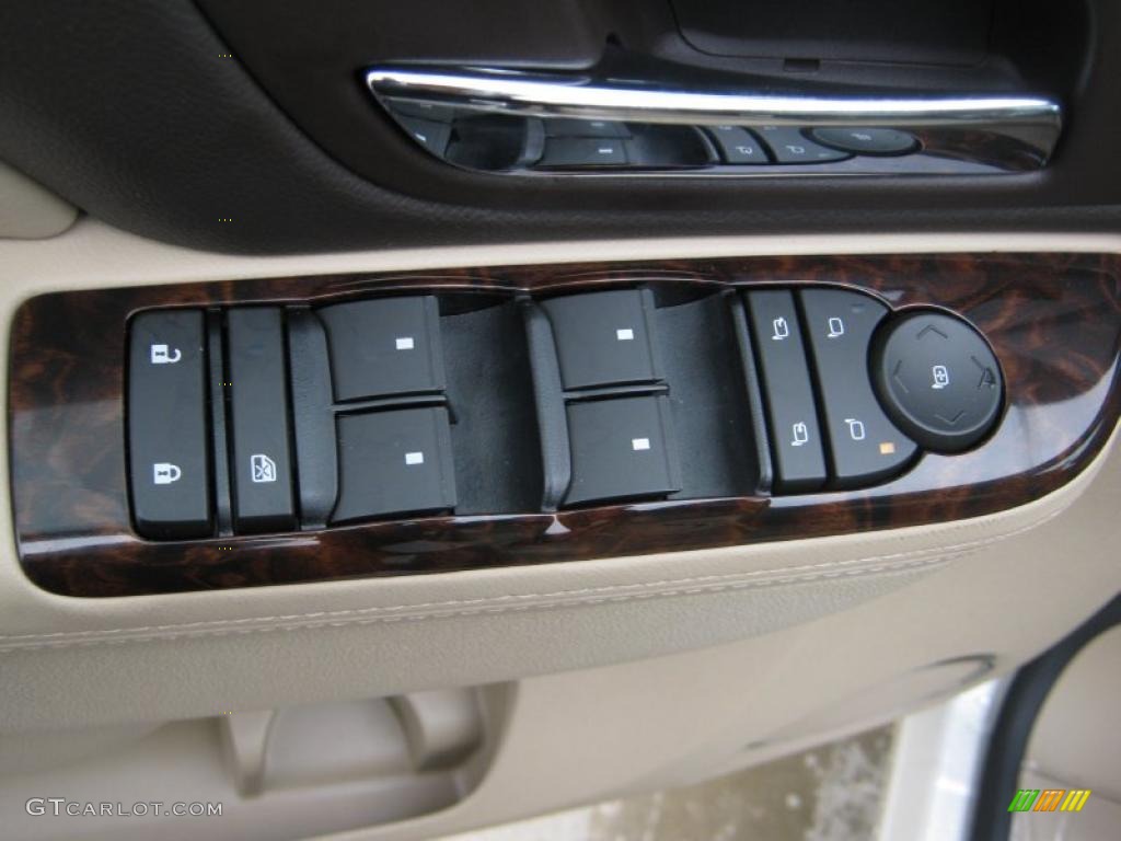 2011 GMC Sierra 1500 Denali Crew Cab 4x4 Controls Photo #39205298