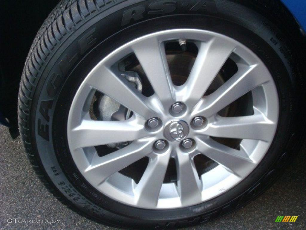 2009 Toyota Corolla XLE Wheel Photos