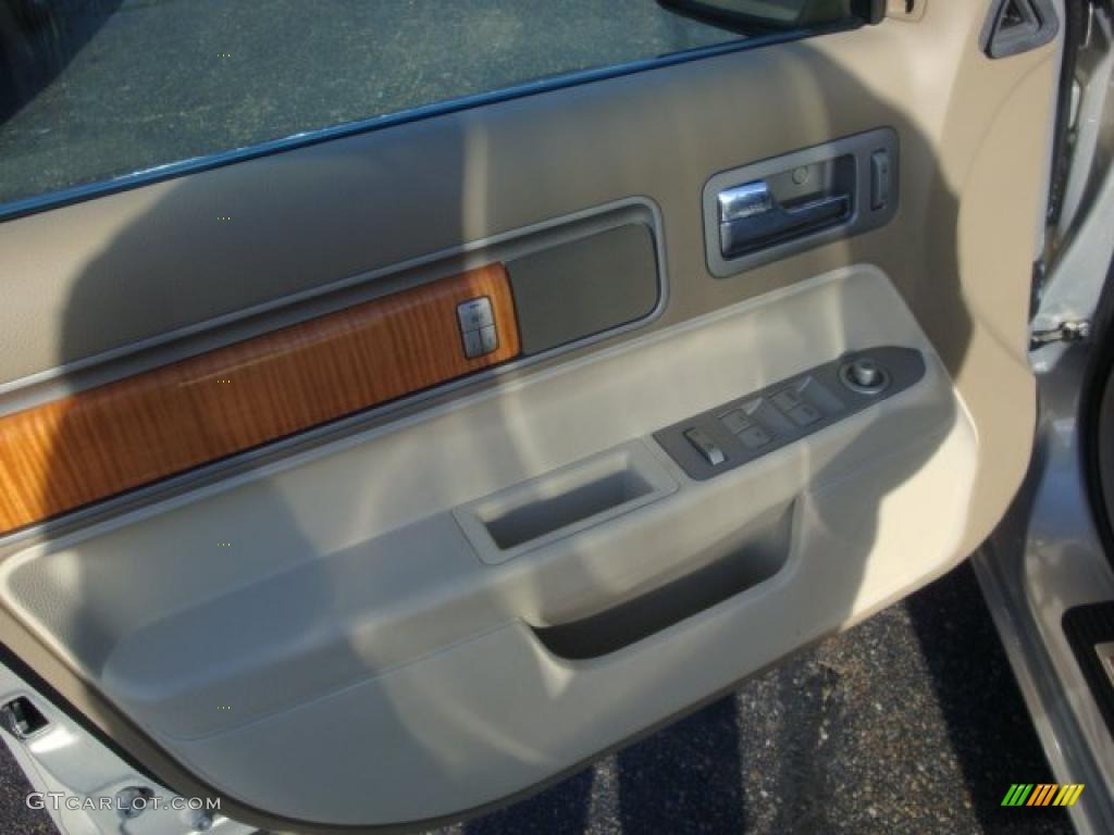 2009 Lincoln MKZ AWD Sedan Sand Door Panel Photo #39206690