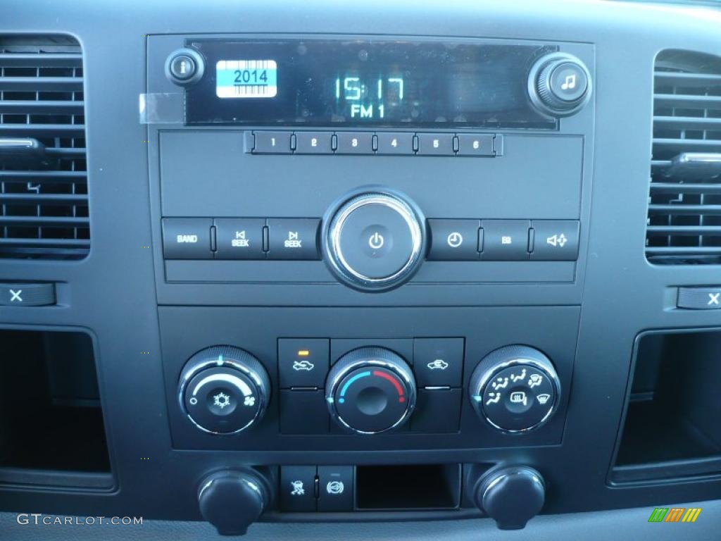 2011 GMC Sierra 2500HD Work Truck Crew Cab 4x4 Controls Photo #39206774