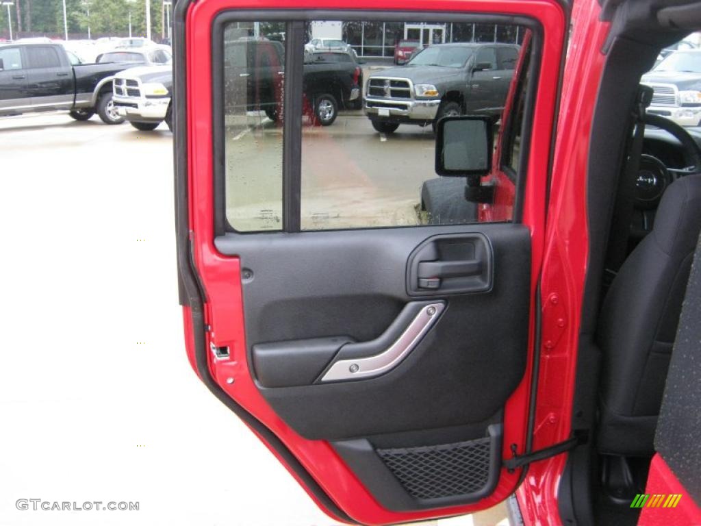 2011 Jeep Wrangler Unlimited Rubicon 4x4 Black Door Panel Photo #39207694