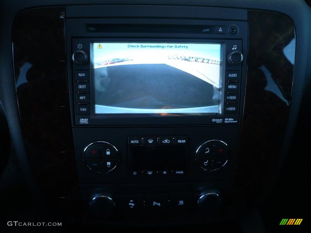2011 GMC Yukon XL Denali AWD Controls Photo #39207842