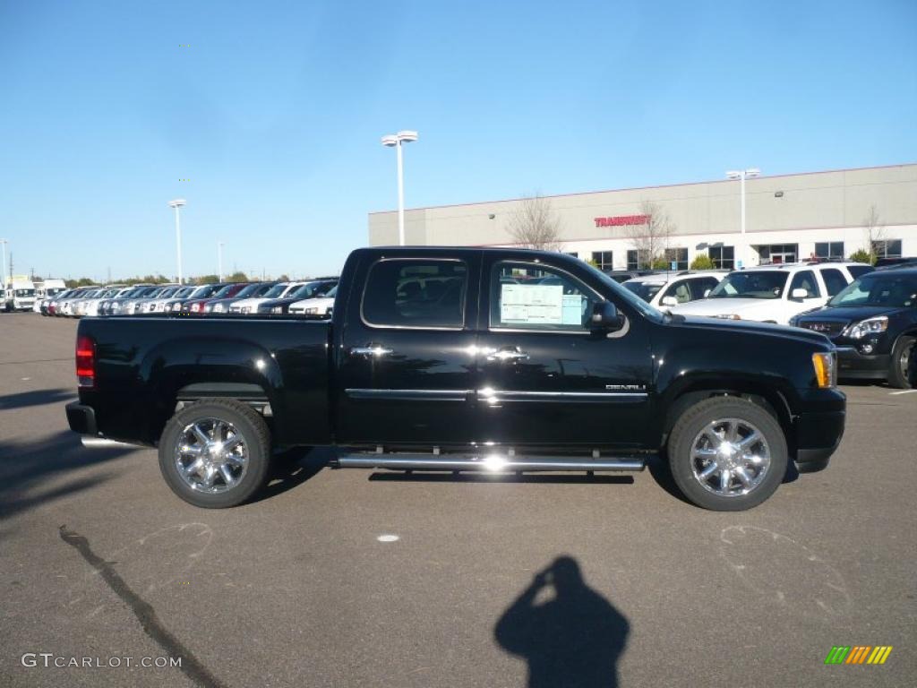 Onyx Black 2011 GMC Sierra 1500 Denali Crew Cab 4x4 Exterior Photo #39208270