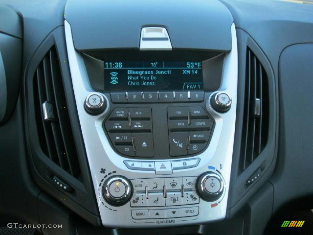 2011 Chevrolet Equinox LT Controls Photo #39208406