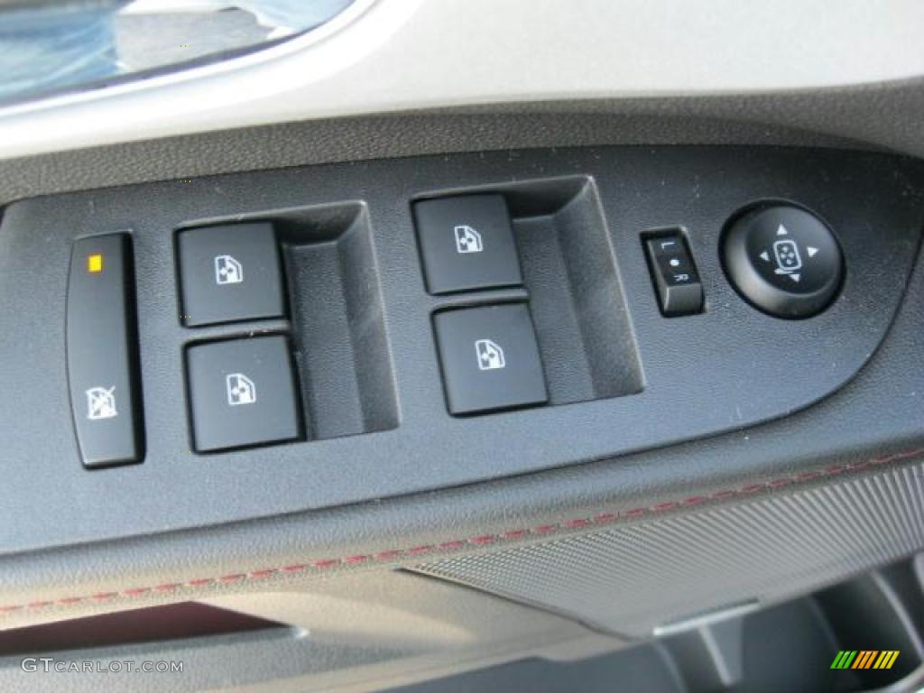 2011 Chevrolet Equinox LT Controls Photo #39208454