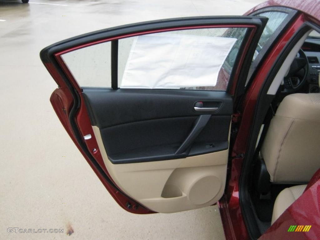 2011 Mazda MAZDA3 i Touring 4 Door Dune Beige Door Panel Photo #39208486