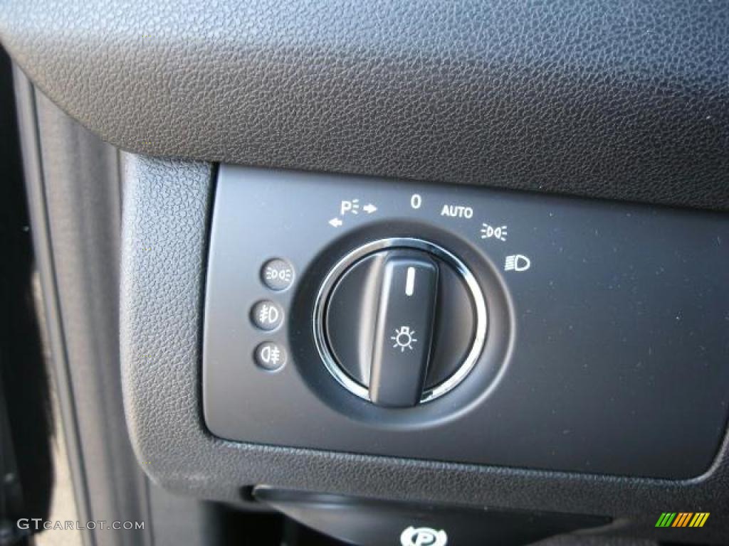 2011 Mercedes-Benz ML 350 Controls Photo #39208918