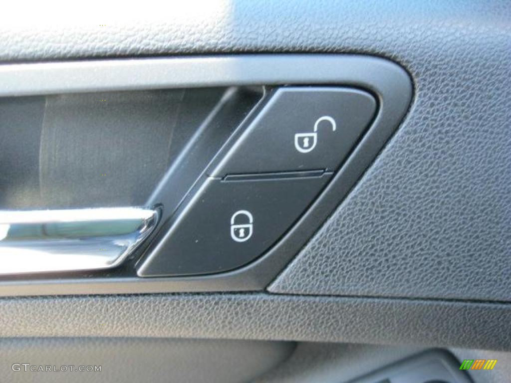 2011 Mercedes-Benz ML 350 Controls Photo #39208946