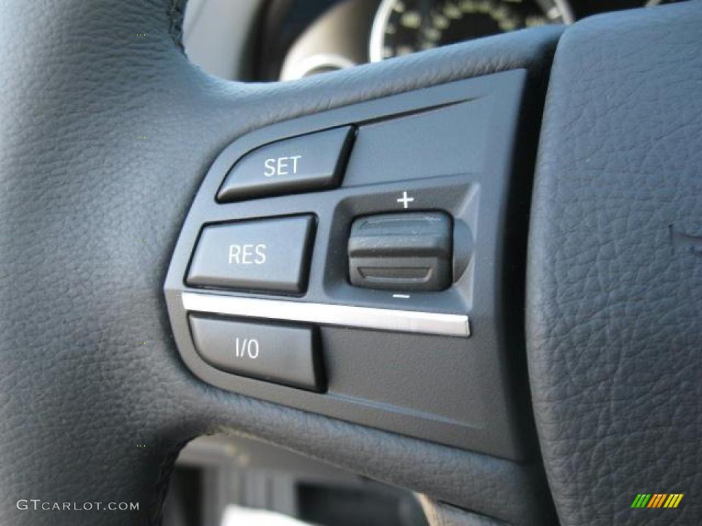 2011 BMW 7 Series 740Li Sedan Controls Photo #39209214