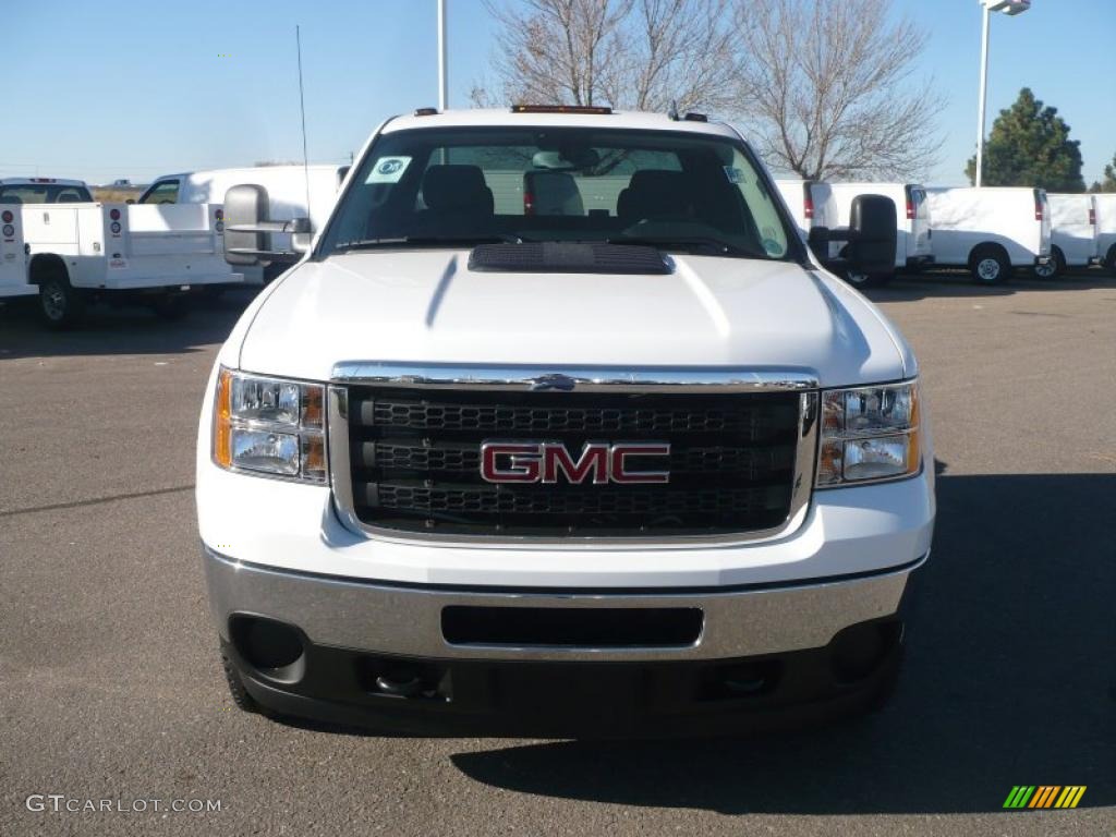 2011 Sierra 2500HD SLE Extended Cab 4x4 Chassis - Summit White / Ebony photo #2
